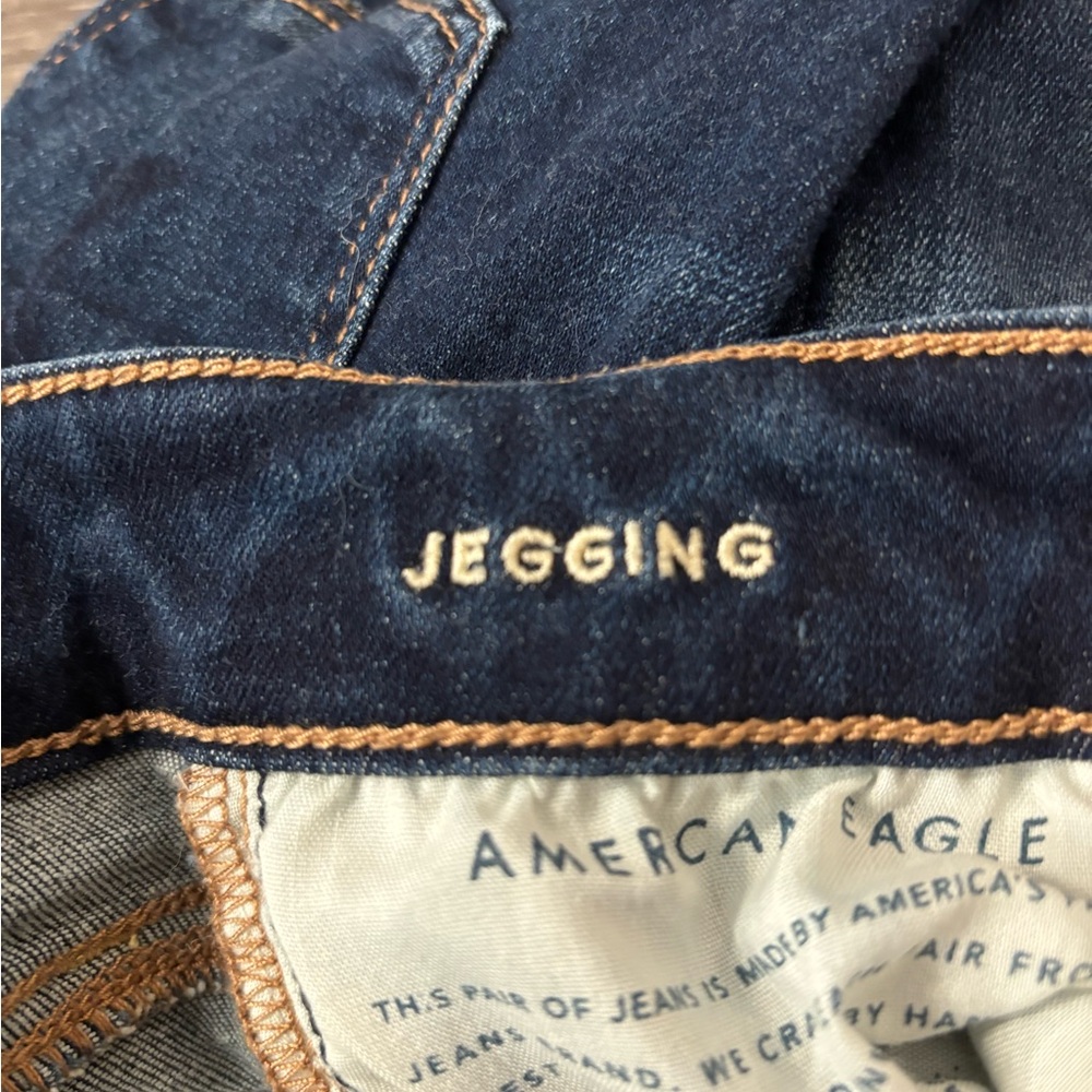 American Eagle Outfitters Dark Blue Distressed Jegging - Picture 3 of 4